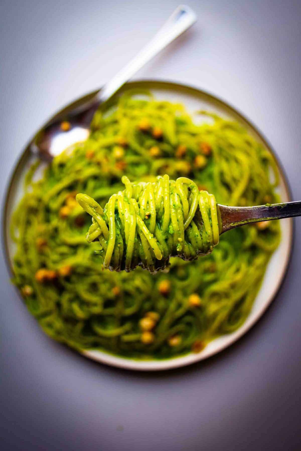 vegan pasta, hazelnut pesto, miso pesto, miso, hazelnuts, healthy pasta