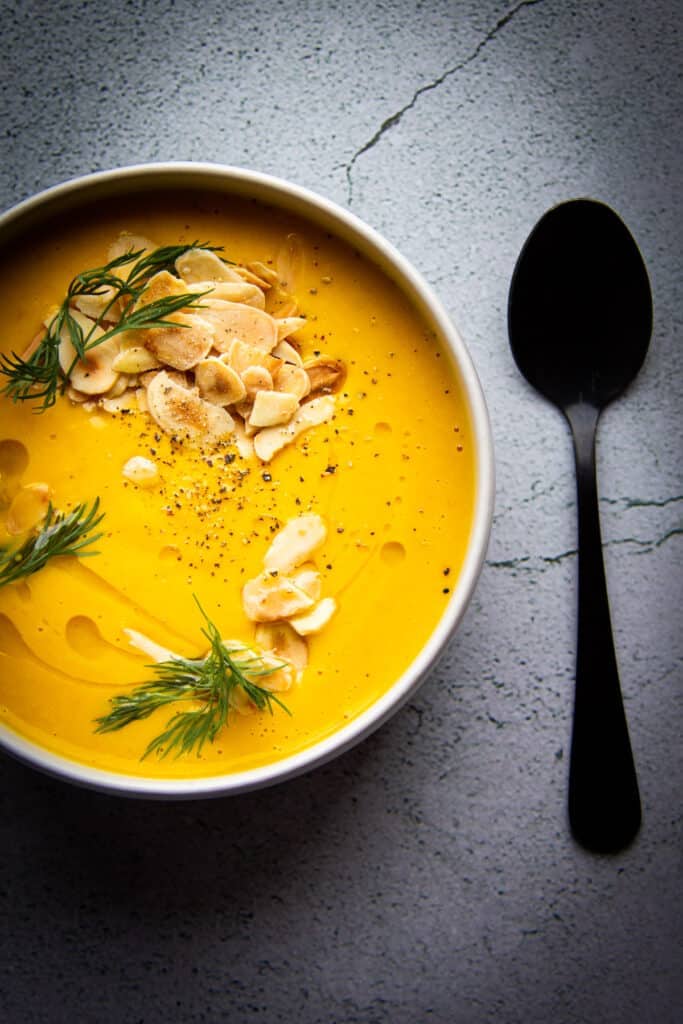 Vegan Carrot Ginger Soup with Dill + Toasted Almonds