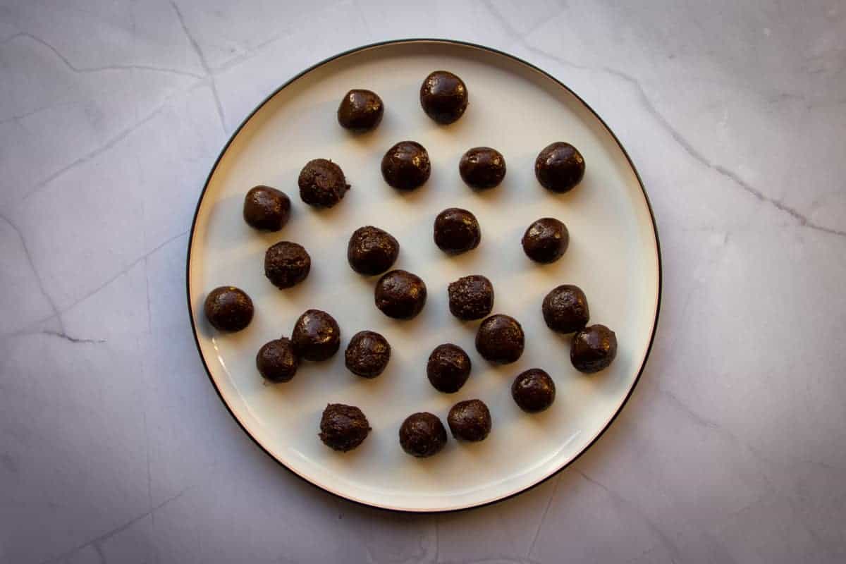 The vegan chocolate ganache rolled into balls.