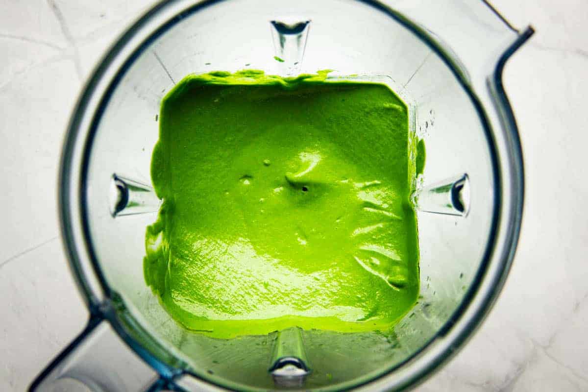 The finished spinach puree in the blender.
