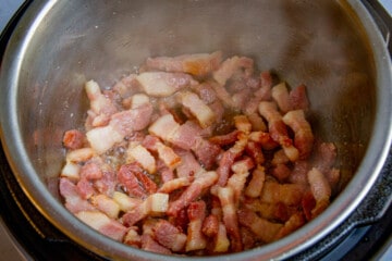 Cooking the bacon in the instant pot.
