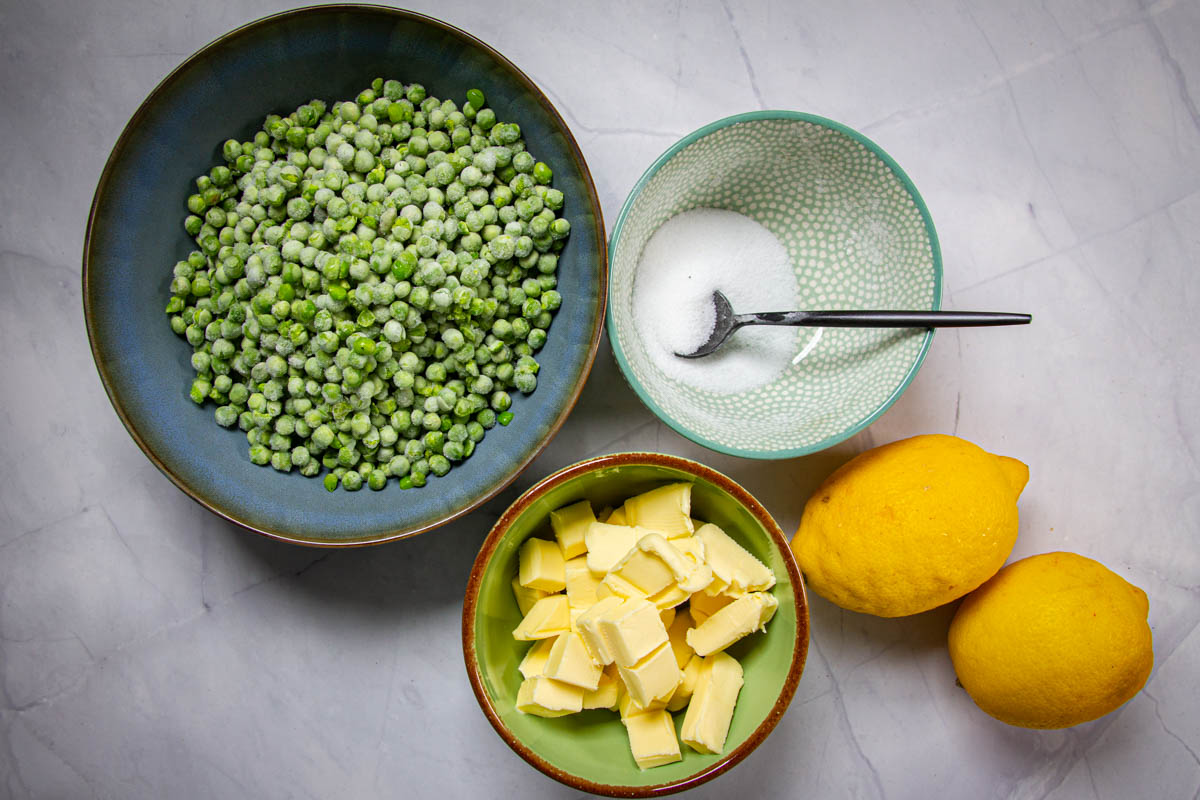 All the ingredients needed for this pea puree on the table.